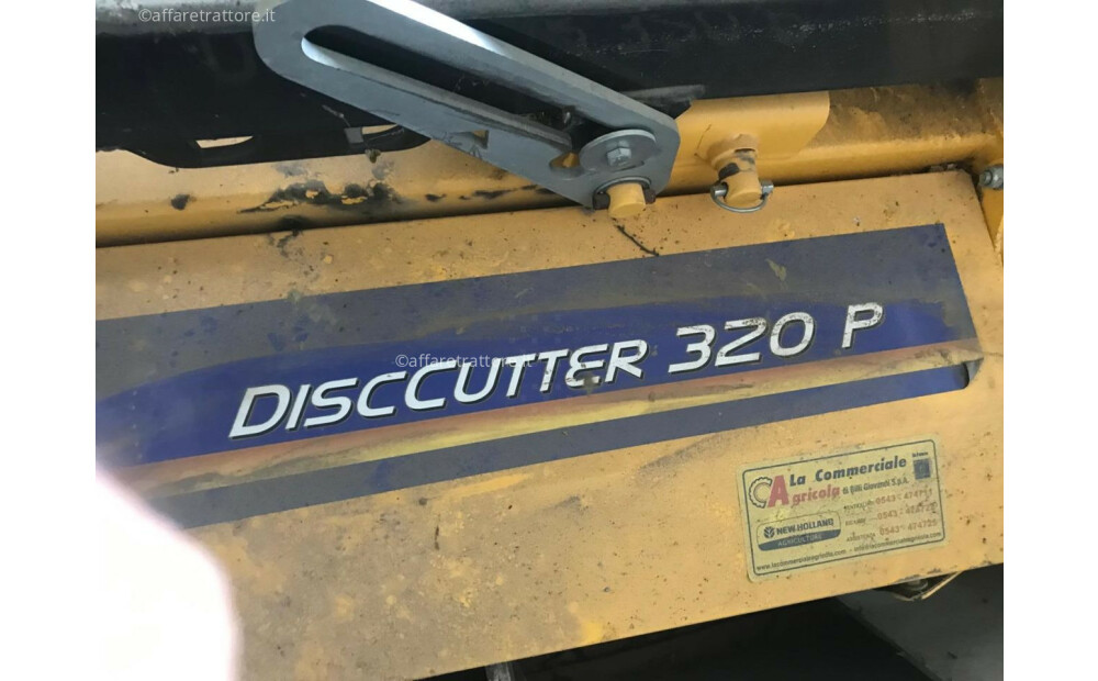 New Holland DISCOCUTTER 320 P Usato - 2