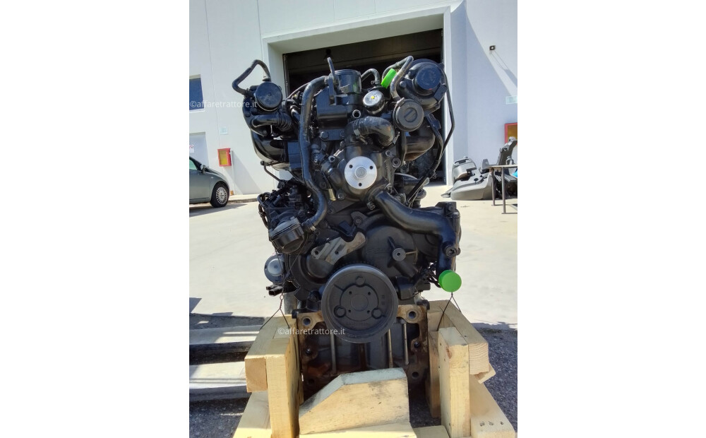 motore FPT 3 cilindri usato per trattori New Holland e Case Ih - 2